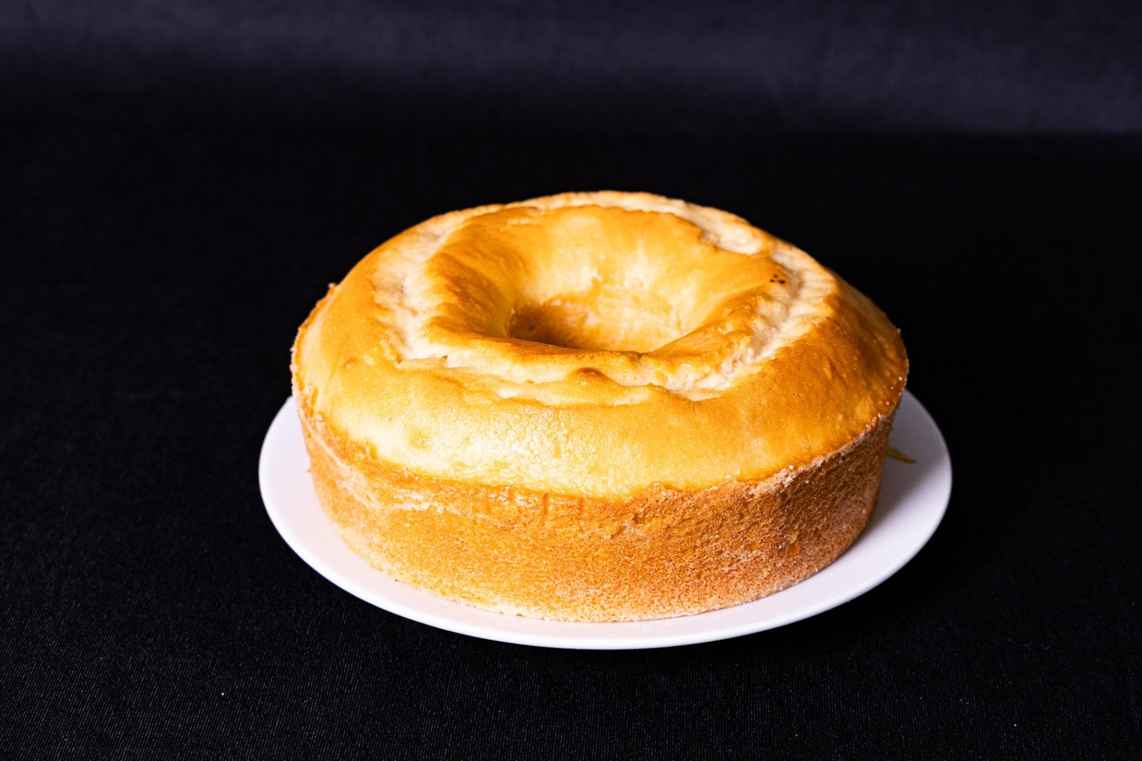 Bolo de Ninho com Furo